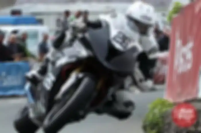 Ajang balap terganas Isle of Man TT kembali memakan korban tewas. Yang terbaru, rider muda asal Irlandia Allan Bonner meninggal dunia usai berlaga di kualifikasi kelas Senior TT.