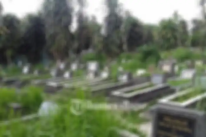 Toto menambahkan, liang lahat disiapkan mengantisipasi adanya hal-hal yang tidak diinginkan seperti korban meninggal kecelakaan lalu lintas saat mudik