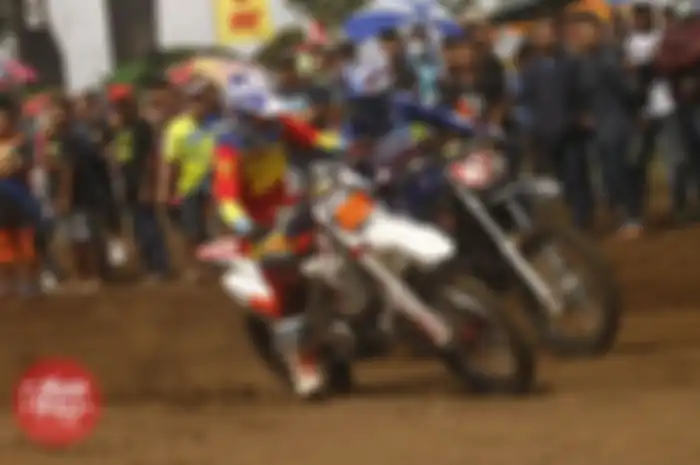 Ini yang dirasakan oleh para pembalap yang datang di event grasstrack yang digelar sabtu-minggu (1-2/7) ini di sirkuit Lingerie, Bandungan, Kab. Semarang. 
