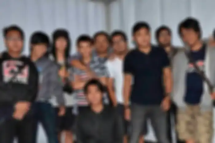 Grup band yang keseluruh personilnya anak motor Vespa, trail KLX dan skutik ini banyak berkiprah di kota Lunpia