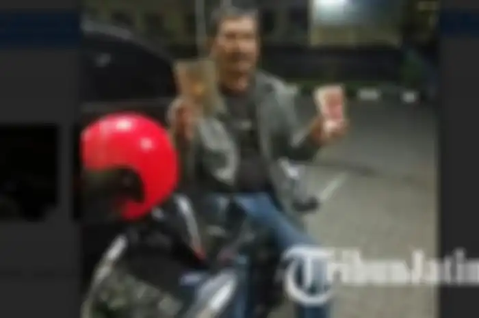Saat itu, korban tak menaruh curiga ketika pria yang seminggu jadi suami sirinya itu tak di rumah. Namun 