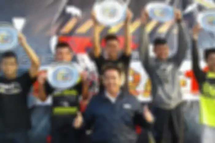 Raihan tangga podium antara keduanya bersaing sangat ketat. Namun Adi Ceto unggul 4 kelas dengan juara pertama