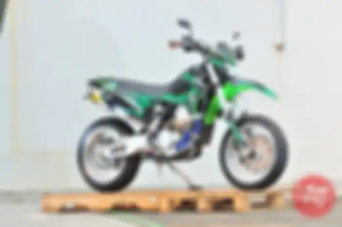 Kawasaki KLX 250 2012 Tampang Minimal Tenaga Maksimal Motorplus)