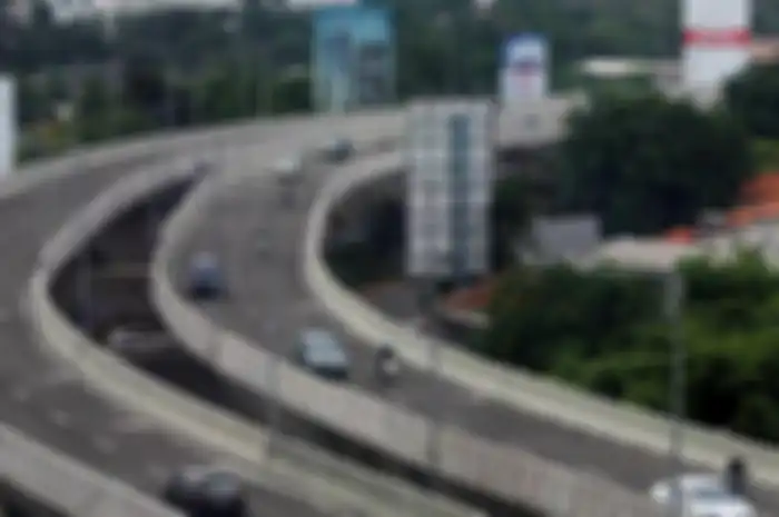 Menurutnya, jika pengendara motor tetap nekat menggunakan jalan layang tersebut hingga terjadi kecelakaan, Pemprov DKI Jakarta tidak akan bertanggungjawab