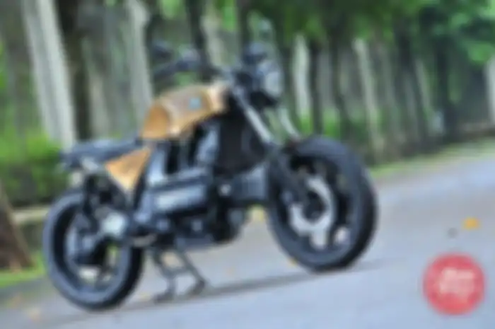 BMW K100 1990 (Depok) Dari Tourer Ke Scrambler 
