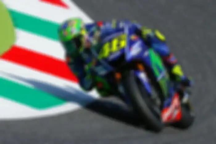  Rossi kabarnya mengadopsi gaya balap sang leganda asal jepang, Haruchika Aoki.