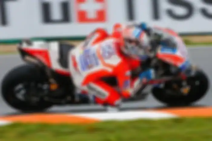 Dengan torehan waktu Dovizioso mencatat 1.56,332 pada sisa waktu satu menit terakhir FP2 MotoGP Ceko