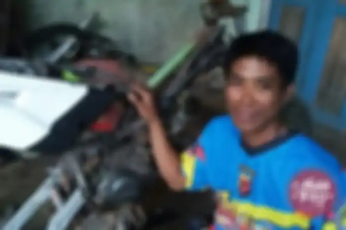 Tasikmalaya Jawa Barat selain terkenal dengan gudang pembalap grasstrack terdapat juga ahli rangka.