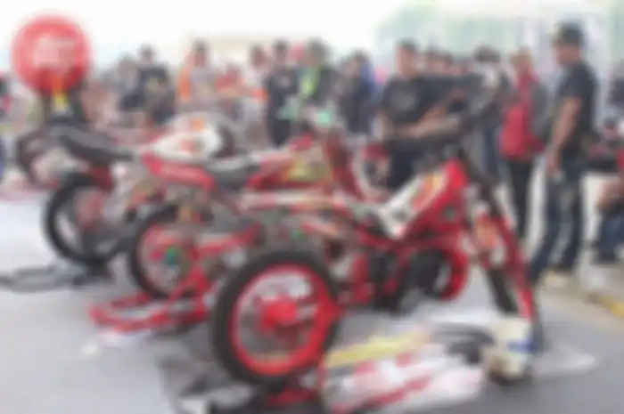 "Tujuan dari acara 1 Dekade KCTS ini untuk menyatukan rider RX King seluruh nusantara," kata Deden Nirwanto, ketua umum KCTS sekaligus ketua pelaksana