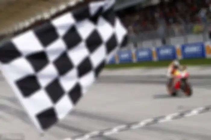 Ini Arti 11 Warna Bendera Yang Ada Di MotoGP