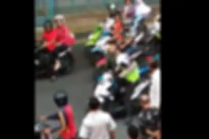 Tapi TNI AD itu malah ngamuk-ngamuk di depan Polisi. Bukannya ngakui salah malah marah marah dan menampar anggota 