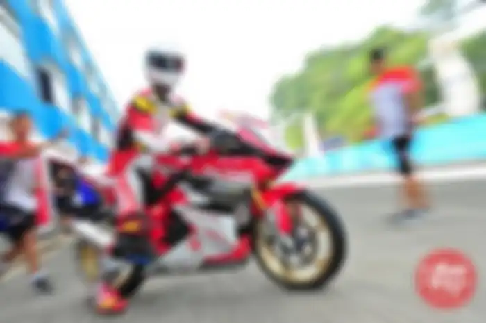 Pembalap Indonesia Kuasai Sesi Free Practice AP250 ARRC Seri Sentul

