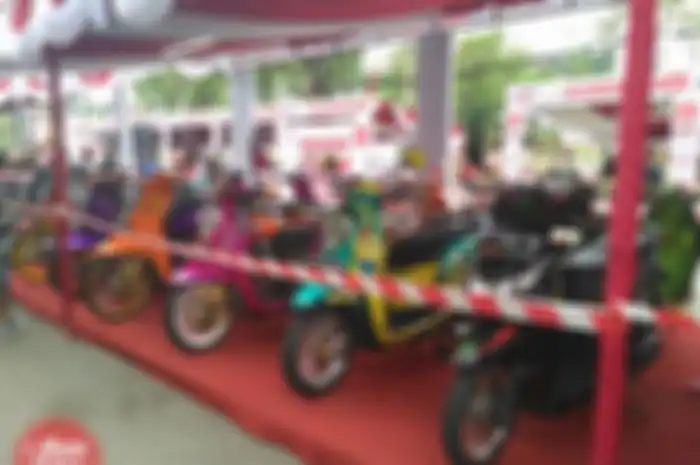 Selain diserbu ratusan peserta kontes, event yang dihelat di Samarinda Square ini juga disambangi ratusan komunitas motor yang berasal dari Kalimantan Timur dan sekitarnya.