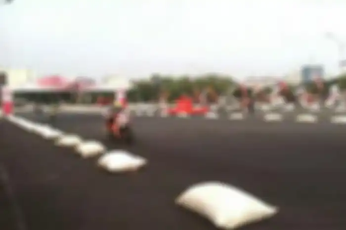 Wahyu Widodo dan I Gede Arya Kurniawan akan start dari posisi terdepan di kelas HRC 2 dalam seri OMR Honda di area JIExpo Kemayoran, Jakarta, Minggu (7/9) besok.