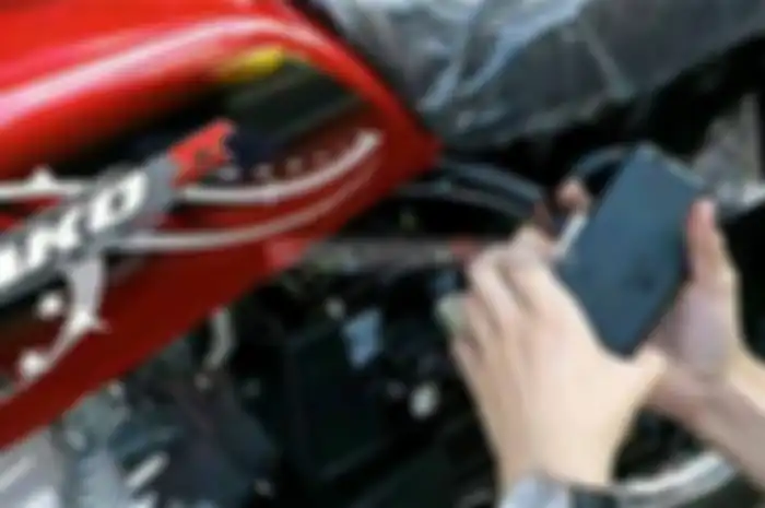 Sekarang sudah ada teknologi supaya sobat enggak diancam debt collector akibat telat bayar cicilan motor