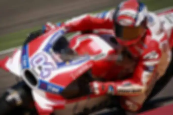 Latihan bebas pertama MotoGP Jepang, Jumat (14/10) dikuasai oleh rider Ducati Andrea Dovizioso. Dovizioso tercepat di latihan bebas pertama MotoGP Jepang dengan catatan waktu 1 menit 45.786 detik di trek Twin Ring Motegi.