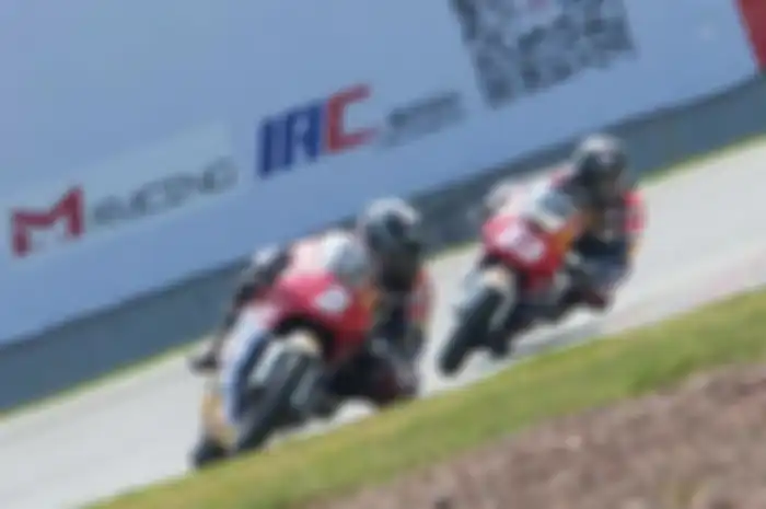 Hari ini (19/9) baru selesai digelar race ke-1 Shell Advance Asia Talent Cup Zhuhai Cina. Dari hasil lomba race ke-1 Shell Advance Asia Talent Cup Zhuhai Cina dua rider muda Indonesia, Gerry Salim dan Andi ‘Gilang’ Farid Izdihar gagal menuai poin. Ha