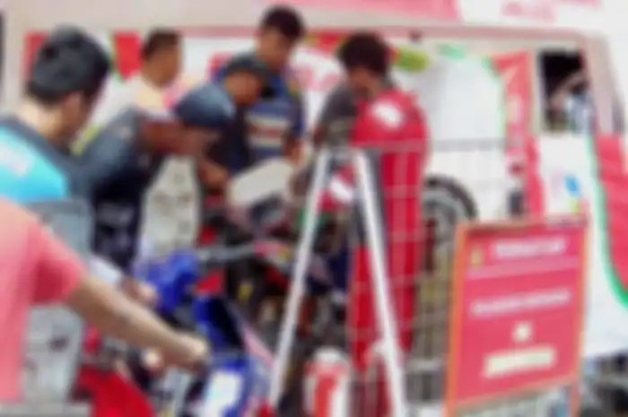 Fakta terakhir di MotorPrix (MP) Region 2, seri V di sirkuit Stadion Maulana Yusuf, Serang, Banten, Minggu lalu, tak sedikit tim yang balik kanan langsung pulang. Penyebabnya biaya tambahan untuk pembayaran Pertamax Plus.