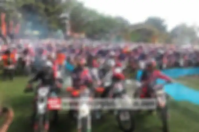 Akhir pekan ini (7-8/11)  ada 700 penggila Adventure serbu Kota Binjai, Sumatera. Yup, ada event tahunan yang ditunggu-tunggu para crosser dan adventurer digelar di kota ini.