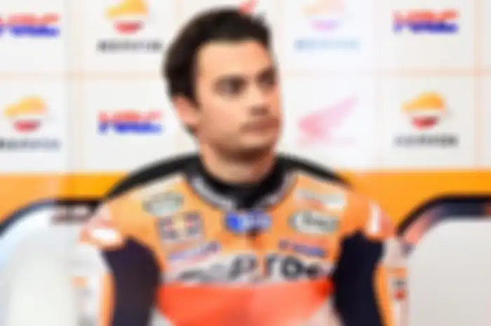 Kurang bagus nasib Dani Pedrosa saat latihan resmi kedua MotoGP Brno Ceko kemarin (14/8). Kaki kiri Dani Pedrosa kumat setelah jatuh parah di latihan resmi kedua MotoGP Brno Ceko. Kaki kiri Dani Pedrosa kumat setelah jatuh parah di latihan resmi kedu