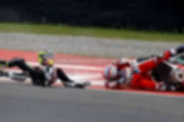 Lucu nih, ditabrak Aleix Espargaro di MotoGP seri II di Argentina lalu, Andrea Dovizioso justru salahkan Danilo Petrucci.
