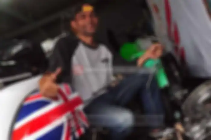 Bagi pehobi Vespa, ada bengkel yang tanganin khusus Vespa yang sudah puluhan tahun oprek mesin produk Italia. Makanya nggak usah ragu deh diurusan oprek mesin vespa. Tidak hanya mesin Vespa, diurusan restorasi Vespa bengkel Farhan bisa jadi rujukan.