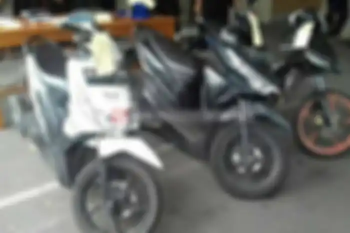 Waduh geng motor di Solo berulah kembali dan melakukan pengrusakan karena masalah sepele.