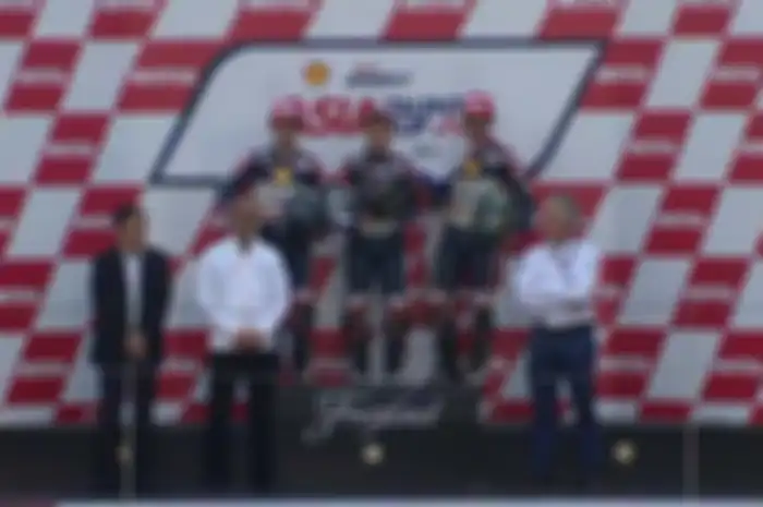 Salut untuk Gerry Salim, rider Indonesia dari tim Astra Honda Racing Team. Hari ini (10/10) Gerry Salim kibarkan bendera merah putih dari Asia Talent Cup Motegi Jepang, race ke-1. Gerry Salim kibarkan bendera merah putih dari Asia Talent Cup Motegi J
