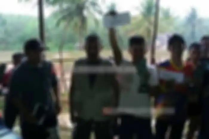 Balap garuk tanah yang dilaksanakan di Sirkuit Viernida, Cipatujah, Tasikmalaya, Jawa Barat pada Hari Minggu (12/02), dikuasai tracker pribumi.