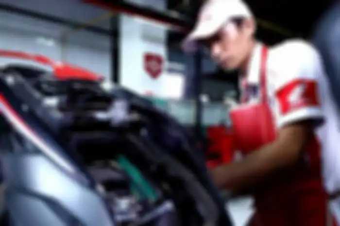 Menyambut Hari Pendidikan Nasional yang jatuh hari ini (2/5), Astra Motor, main dealer Honda di 10 wilayah Indonesia menghadirkan program spesial untuk pelajar. Program yang berjudul Ayo Ke AHASS Pelajar Indonesia ini akan kasih diskon ongkos servis 