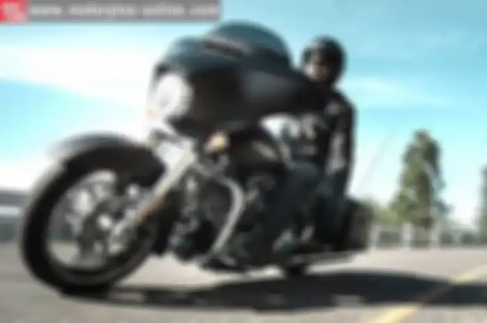 Berbeda dengan pengendara motor lain yang menolak peraturan yang dibuat pemerintah DKI Jakarta, penunggang Harley-Davidson cuek motor dilarang masuk jalan protokol. Alasannya, motor premium buatan Amerika ini memang jarang dibuat melintas jalur perko