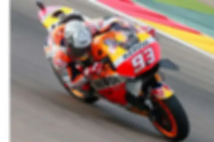 Enggak disangka-sangka, Maverick Vinales dan Andrea Dovizioso jadi pembalap mengejutkan di babak kualifikasi MotoGP Aragon, sore ini waktu Spanyol (24/9). Semenjak babak latihan resmi pertama sampai ke-4 tadi dua pembalap yang mengejutkan ini belum m