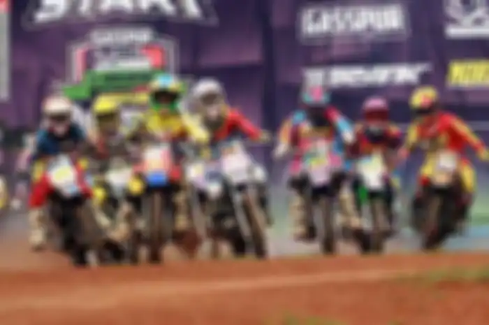 Gelaran balap grasstrack  bertajuk Bupati Cup Visual Gaspur GTX Open 2015 sukses menggaruk lintasan sirkuit Gaspur, Cigangsa, Campaka Purwakarta. Sebanyak 300 starter memadati balap cakar tanah yang berlangsung pada (14/15) lalu.