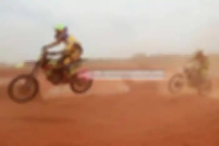 Sempat mati suri dua sampai tiga tahunan (2011- 2014), gelaran motocross Jabar kembali temukan gairahnya. Terlihat di Kejurda Motocross & Grasstrack Seri IV 2016 Purwakarta, lebih dari 200-an crosser dan tracker Sabtu-Minggu ini (19/11-20/11 ) memper