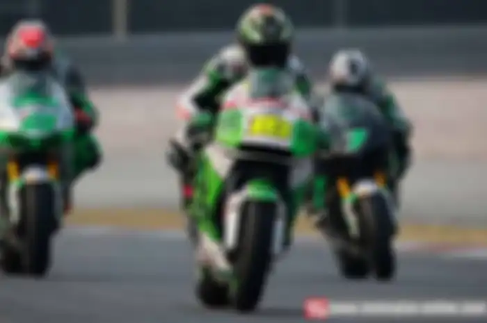 Pembalap MotoGP akhirnya kembali melakukan aksinya di sesi tes resmi pra musim MotoGP di Sirkuit Sepang, Malaysia dalam ‘Tes Sepang 2’ hari ini Rabu (26/2). Hari ini merupakan hari pertama penyelenggaraan event.