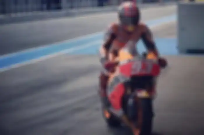 Di sesi latihan resmi ketiga MotoGP Jerez hari ini (4/5), Marc Marquez masuk trek.  Hasil tes resmi ketiga MotoGP Jerez Marc Marquez pakai swing arm baru