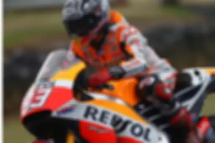 Pagi ini (18/2) sudah dimulai tes pra musim MotoGP Phillip Island sampai sesi ke-3. Seru nih, Marc Marquez dan Valentino Rossi mulai memanas di tes pra musim MotoGP Phillip Island untuk hari kedua ini