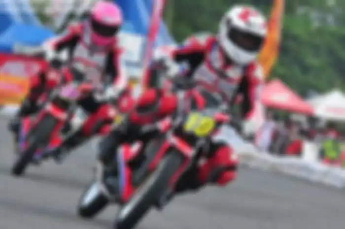 Siapa nyangka Honda New Sonic 150R yang digas rider senior Wawan Hermawan dari tim Astra Motor Racing (ART) Jogja bisa kencang di Honda Dream Cup (HDC) seri I, Malang, kemarin (1/5) dengan komponen standar. Beberapa bagian di mesin Honda New Sonic 15