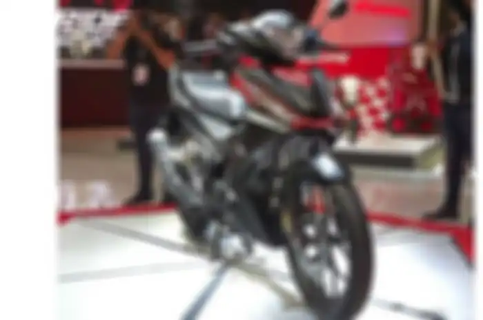 Kemarin Honda Vietnam launching Honda Winner 150. Winner 150 basis bebek dengan mesin tegak. Nah, Honda Winner 150 tak lain adalah Honda Supra X 150. Kok bisa begitu? Honda Winner tak lain dan tak bukan Honda Supra X 150? Faktanya memang Honda Winner