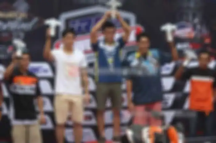 Dari lima seri yang telah digelar akan diambil lima crosser terbaik untuk diberikan wild card main di MX GP tahun depan.