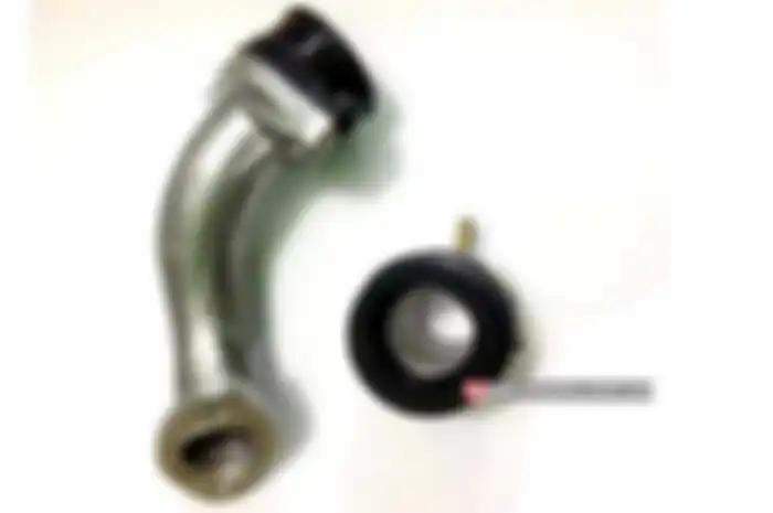 Intake manifold merek ES2 untuk Kawasaki KLX 150 yang mau dipasang karburator Keihin PE 28, atau Keihin PWK Sudco 28. Intake manifold ES2 ini pemasangannya mudah dan tinggal plug and play lho sob
