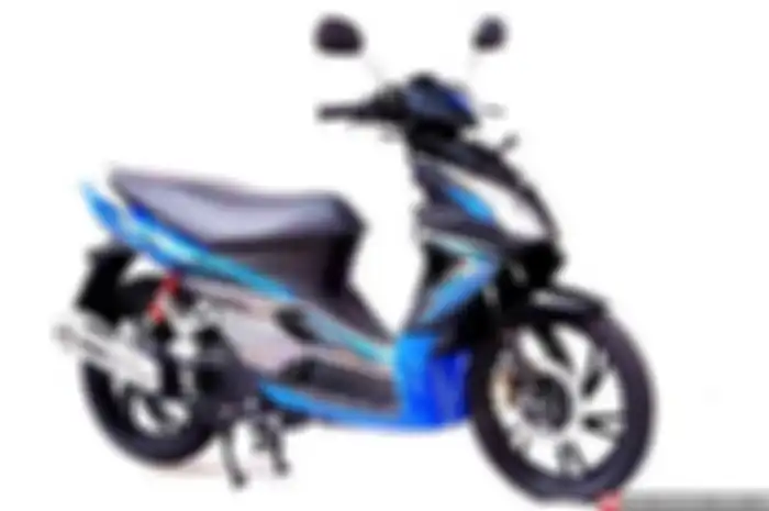 Awas per standar tengah Suzuki Skywave lemah. Bisa bikin risih karena standar tengah jadi sering ajrut-ajrutan karena per yang mulai melemah. Biasanya per standar tengah Suzuki Skywave lemah karena umur pemakaian yang sudah lama.