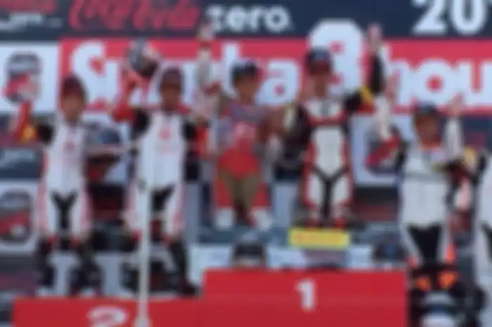 Akhirnya, prediksi setelah babak kualifikasi Suzuka 4 Hours Jepang kemarin (23/7) jadi kenyataan. Hari ini (24/7) saat race akhirnya pembalap Astra Honda Racing Team podium di Suzuka 4 Hours Jepang