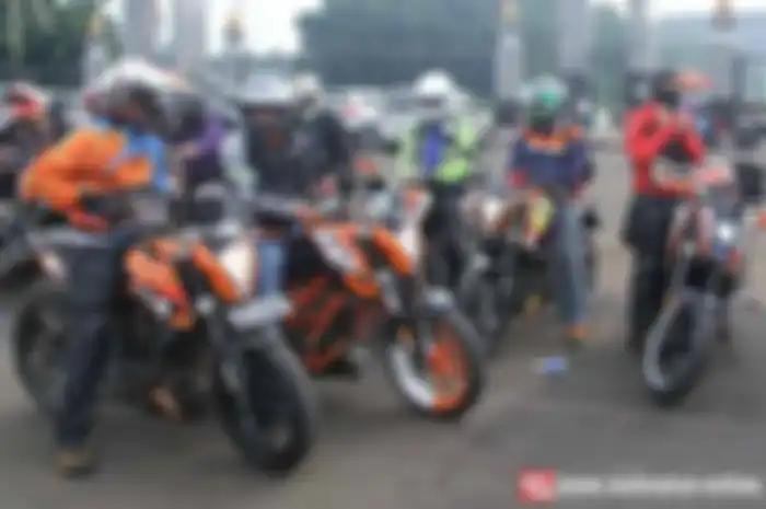 Konsumen PT Moto KTM Indonesia (MKI) mulai mengeluh. Mereka teriak ketersediaan komponen dan pelayanan aftersales yang tidak memuaskan dari KTM Indonesia.