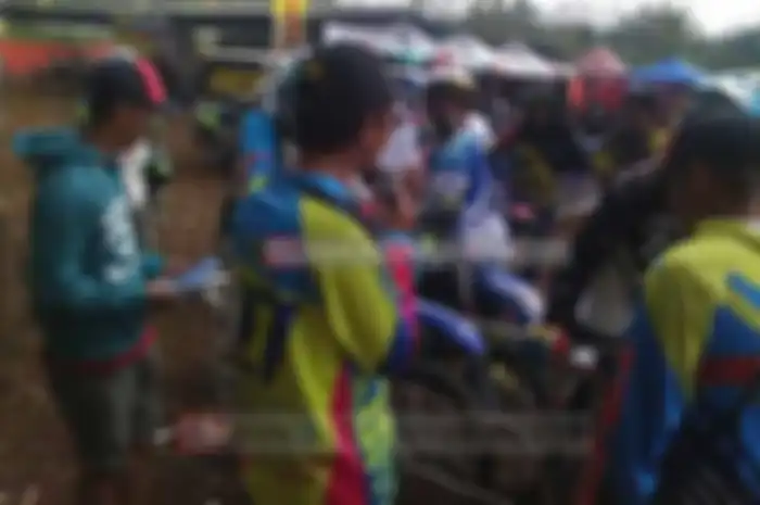 Ada yang aneh dari gelaran VSC Kejurnas Swallow Grasstrack Region 2 Putaran 6 Tahun 2016 ini. Even yang rencana dihelat Sabtu-Minggu (27-28/8) di Sirkuit Triloyo Wiladeg, Gunungkidul, Yogyakarta ternyata sepi peserta. Tercatat hanya diikiti 101 stare