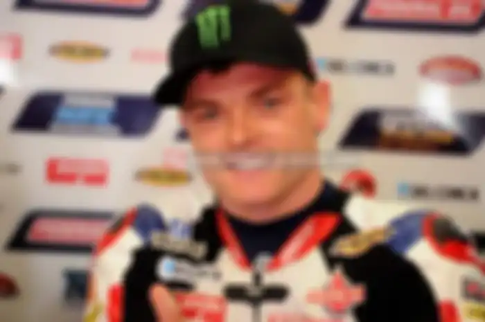 Pembalap Moto2 Sam Lowes dikonfirmasi telah menendatangi kontrak dengan pabrikan Aprillia untuk seri MotoGP 2017. Pengumuman kepastiannya akan dilakukan di seri ke-8 Assen yang akan berlangsung pada 24-26 Juni 2016.