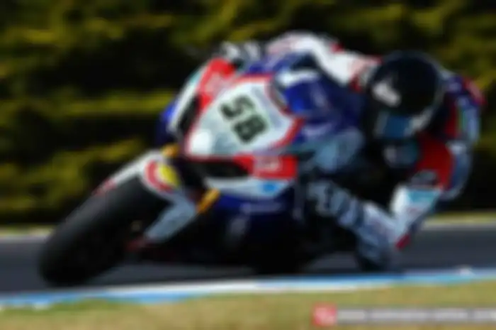 Tahun 2013, ketika sesi tes resmi pra musim di ajang World Superbike Championship (WSBK) mulai dilakukan, tim Suzuki membuat gebrakan besar menjadi yang tercepat. Tidak berbeda dengan tahun ini.