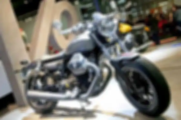 Meneruskan sukses Moto Guzzi Nevada, pihak Moto Guzzi melansir V9 Roamer dan Bobber. Menggunakan engine v-twin 90 derajat, berkapasitas 850 cc mampu menyemburkan torsi 61,9 Nm di putaran 3.000. Tentu engine ini sudah diupgrade dan lebih