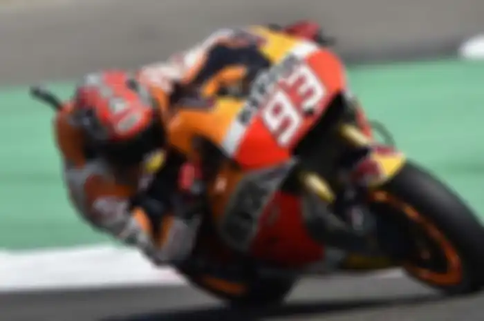 Marc Marquez dominasi MotoGP Sachsenring, Jerman yang jadi tuan rumah seri ke-9 MotoGP, hari ini (12/7). Marquez finish terdepan mengalahkan Dani Pedrosa yang menempati posisi ke-2 dan Valentino Rossi di posisi ke-3.