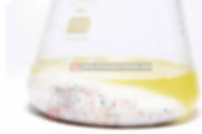 Setiap bahan bakar memiliki kandungan detergent yang punya peran khusus. Namun, ada mitos kalau mencampur atau oplos bensin bisa mengilangkan detergent di bahan bakar. Bener gak tuh oplos bensin mengilangkan detergent di bensin?